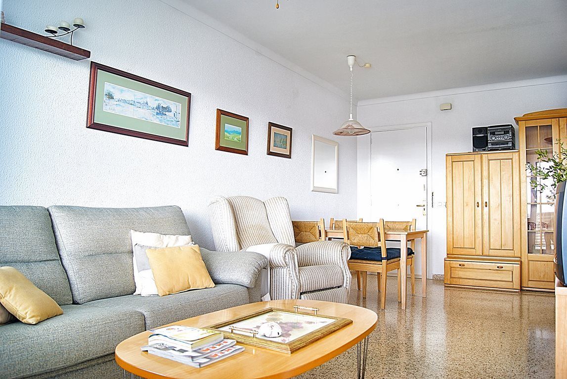 Ático reformado con terraza y vistas al mar en Colonia de Sant Jordi