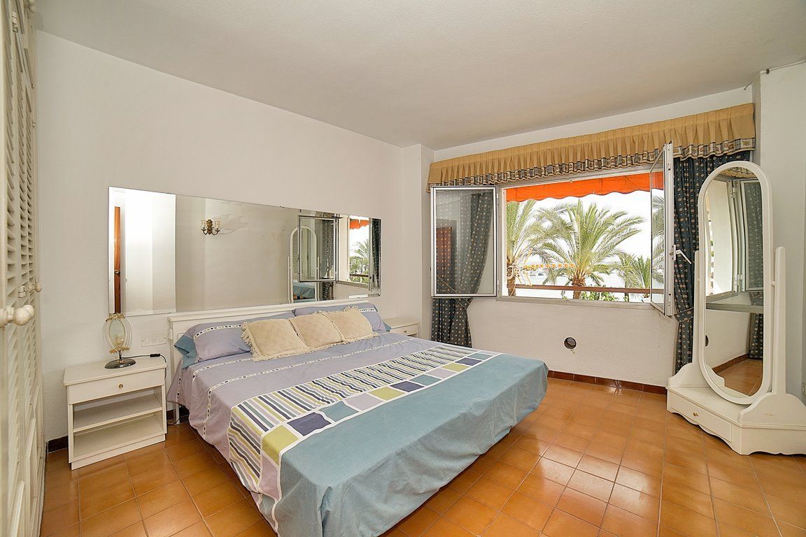 Piso en primera línea en el Puerto de Alcudia con vistas al mar