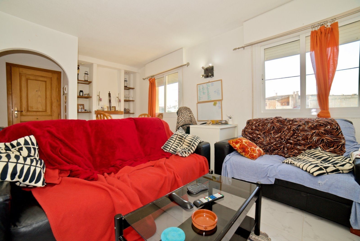 Apartamento con terraza en Ses Salines · planta baja luminosa