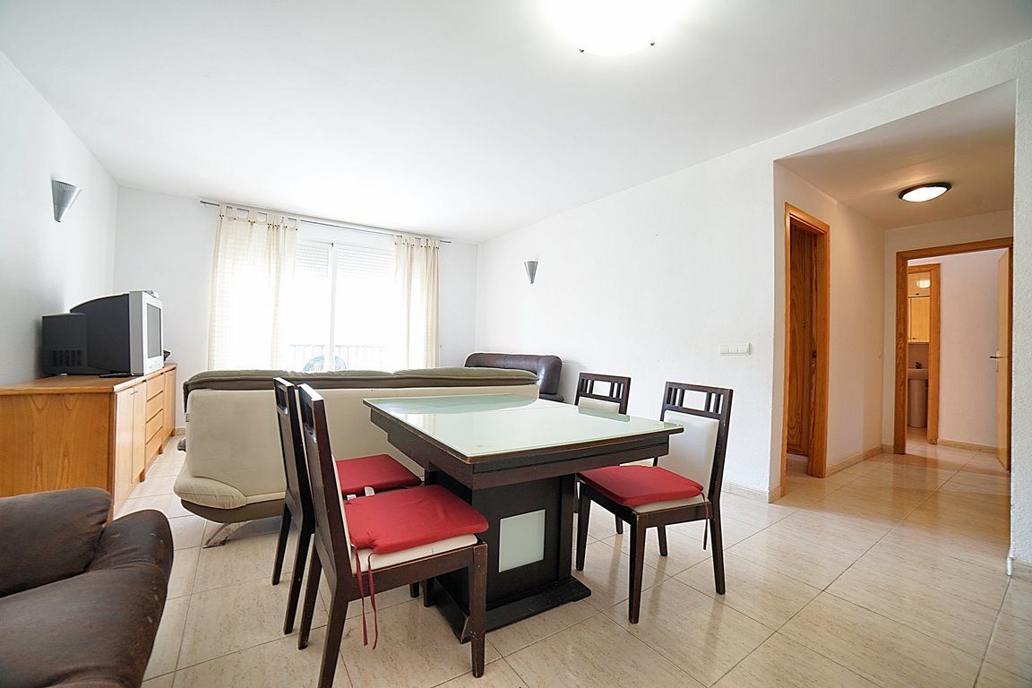 Planta baja con terraza y 3 dormitorios en Colonia de Sant Jordi