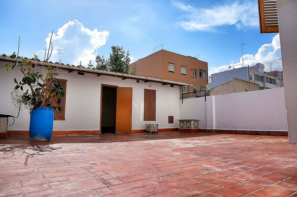 Piso con gran terraza y balcón en venta en Palma de Mallorca
