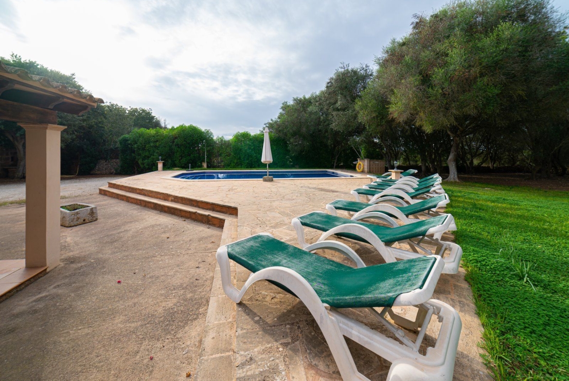 Country House with Pool Near C’as Concos, Felanitx