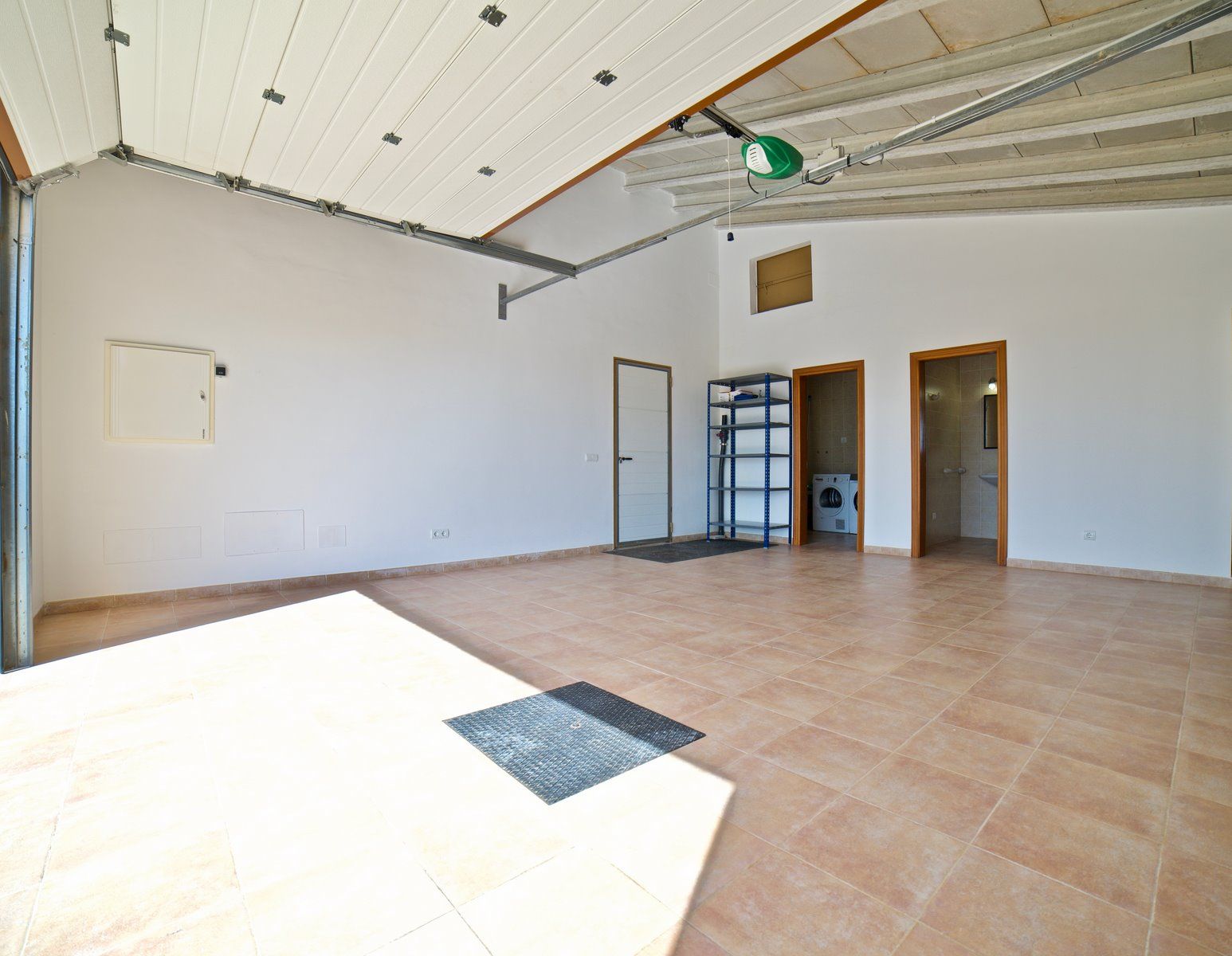 42-2009-Villasyfincasmallorca.jpg Country House with Pool for Rent Near Campos, Mallorca