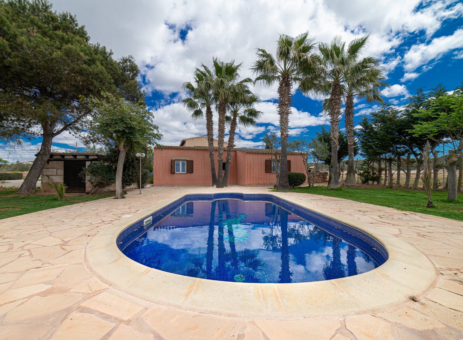47-1204-Villasyfincasmallorca.jpg Country House for Rent Near Ses Salines With Pool