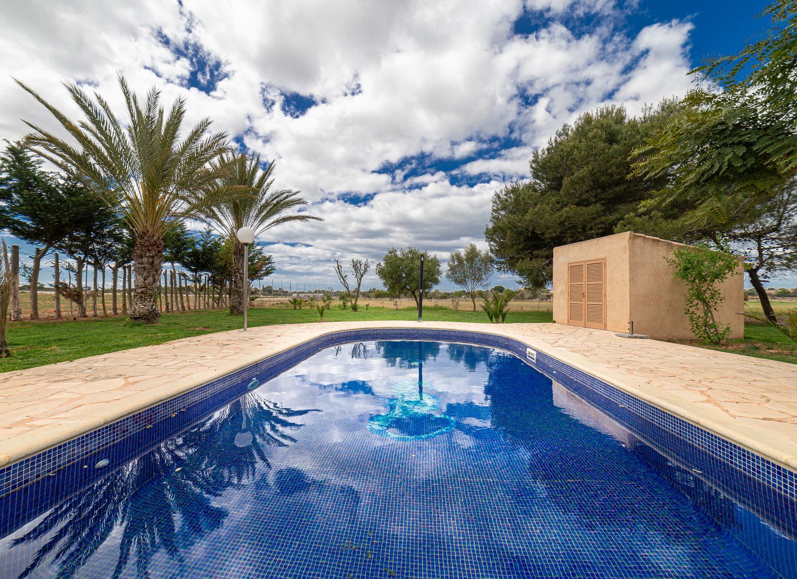 48-1204-Villasyfincasmallorca.jpg Country House for Rent Near Ses Salines With Pool