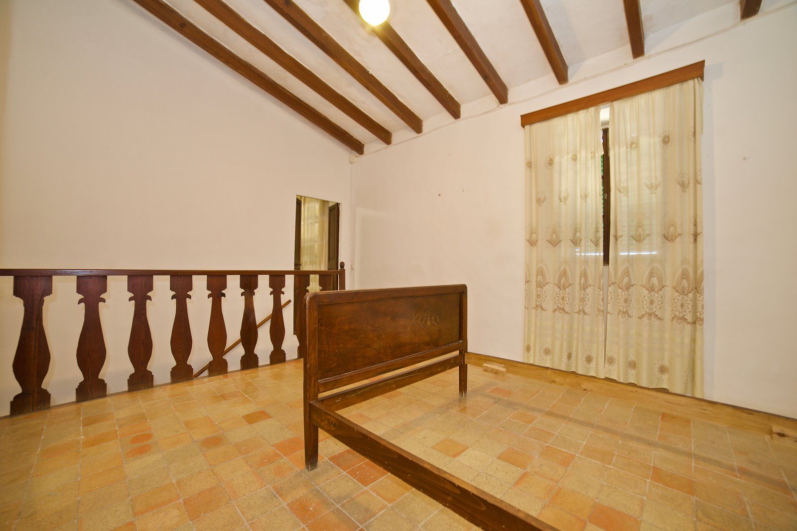 5-1111-Villasyfincasmallorca.jpg Casa de pueblo con patio y 6 dormitorios en Ses Salines