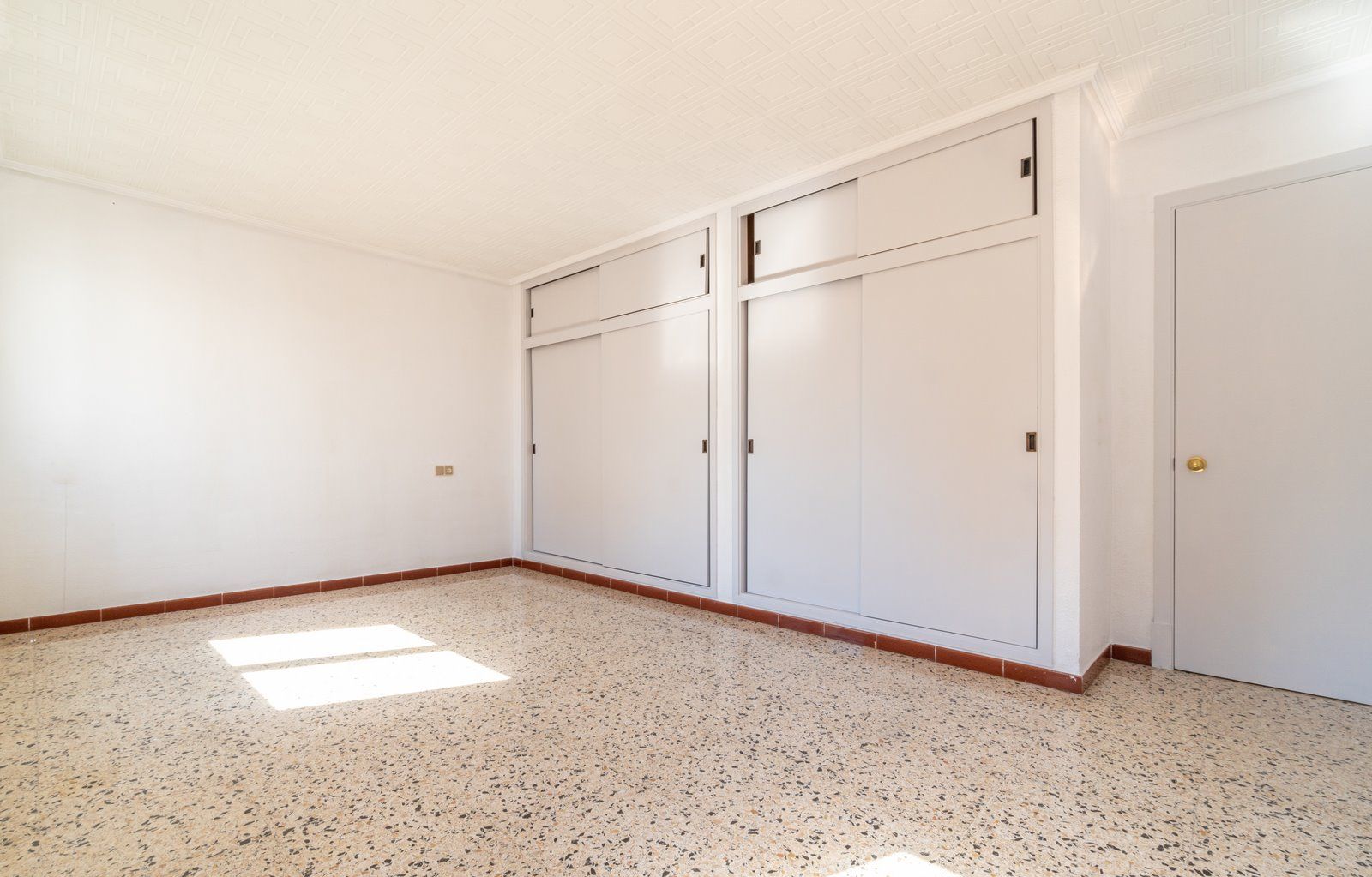 5-1209-Villasyfincasmallorca.jpg Sea View Apartment with Terrace on Palma’s Paseo Marítimo