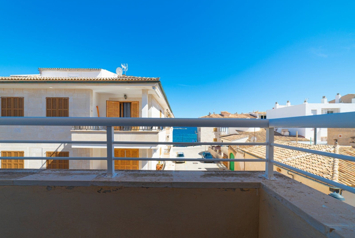 Sea View Apartment for Rent in Colonia de Sant Jordi