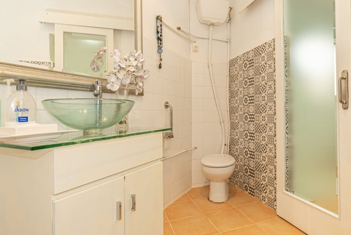 Dorfhaus mit Patio in Ses Salines, 5 Schlafzimmer, 216 m²