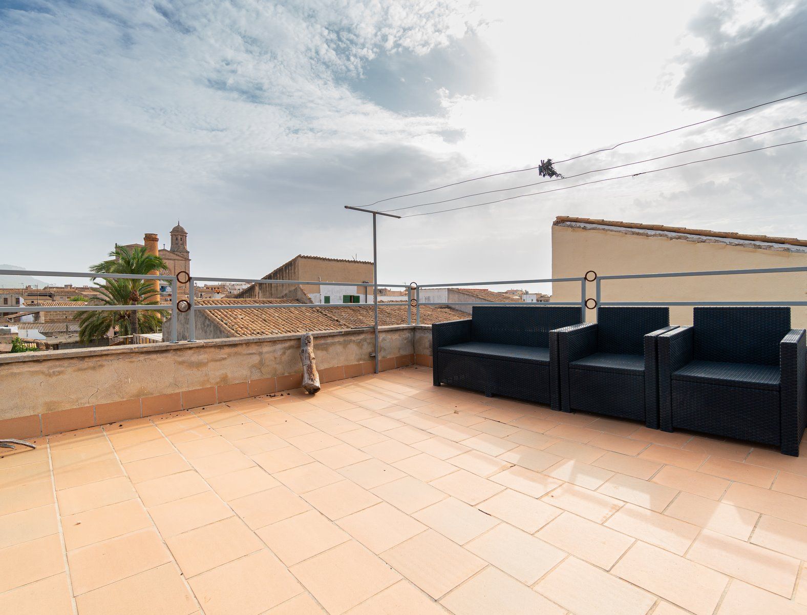 5-1225-Villasyfincasmallorca.jpg Alquiler casa de pueblo en Llucmajor: renovada, con patio y solárium