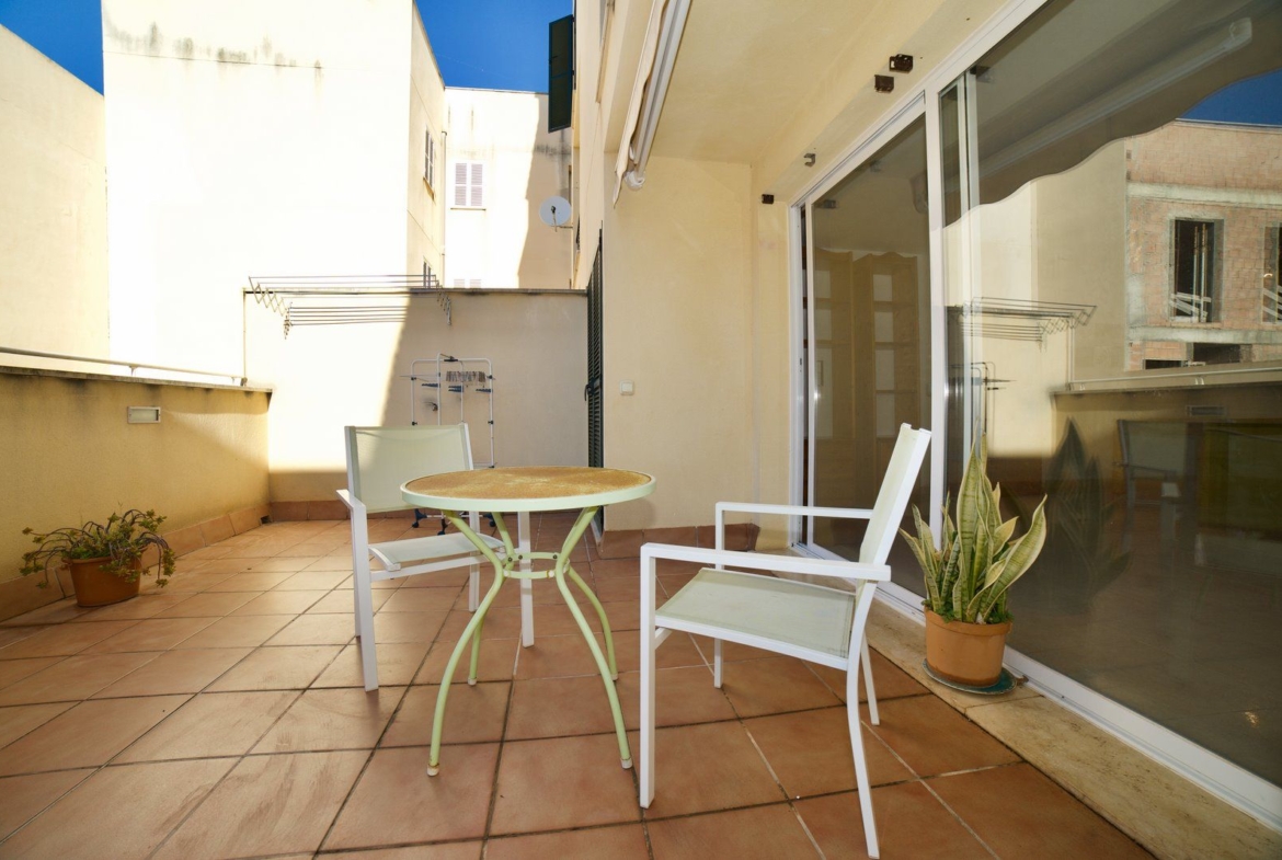 Piso con terraza en Campos, sureste de Mallorca