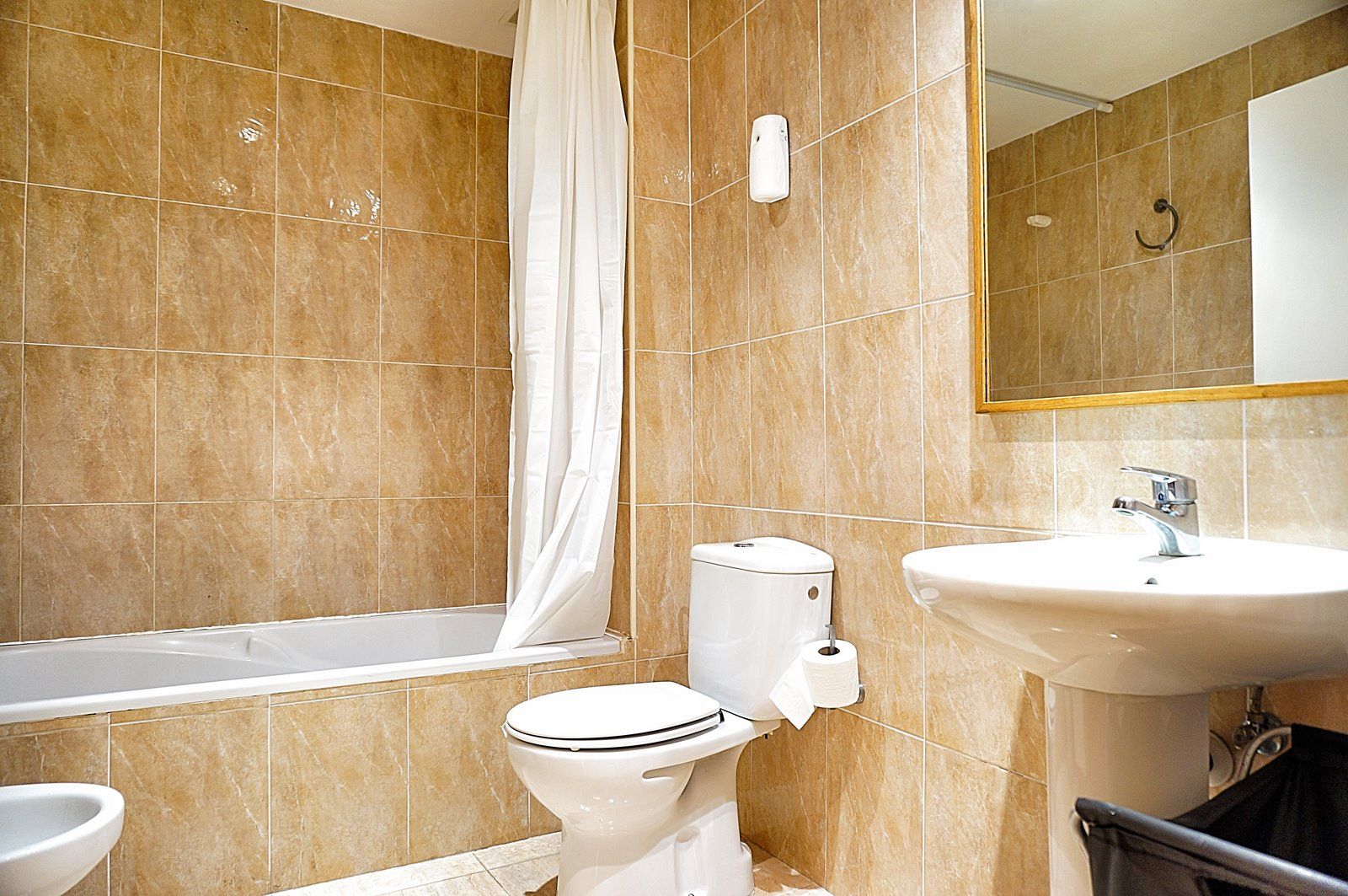 5-786-Villasyfincasmallorca.jpg Furnished Apartment with Terrace for Rent in Campos