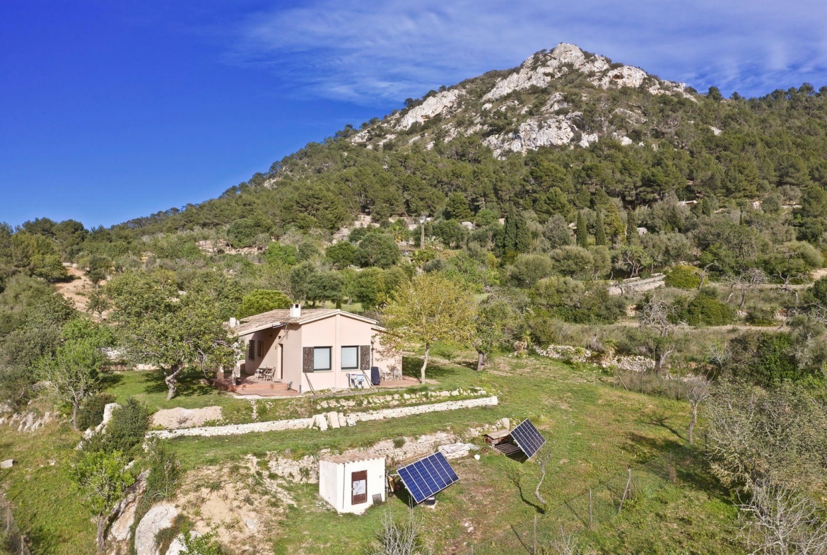 Casa de campo en Llucmajor con vistas a la montaña y 14.000 m²