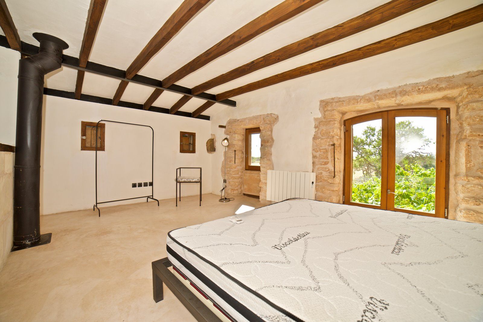 5-909-Villasyfincasmallorca.jpg Country House for Rent in Santanyí – Restored Mill on 15,000 m² Estate