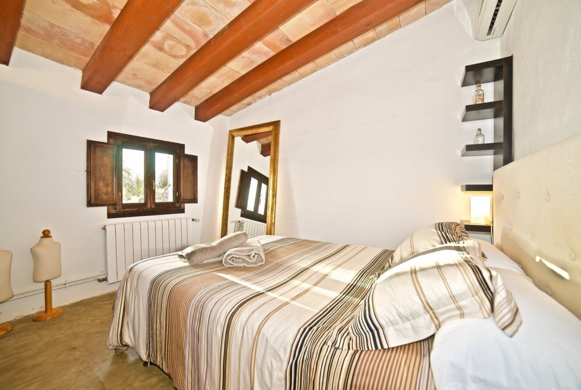 Casa de campo con piscina en alquiler cerca de Llucmajor