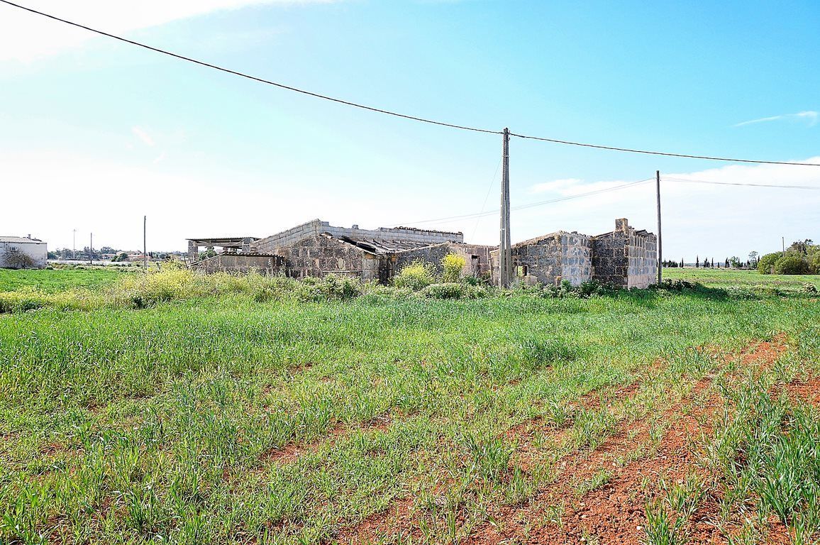 Casa de campo junto a Ses Salines con gran parcela