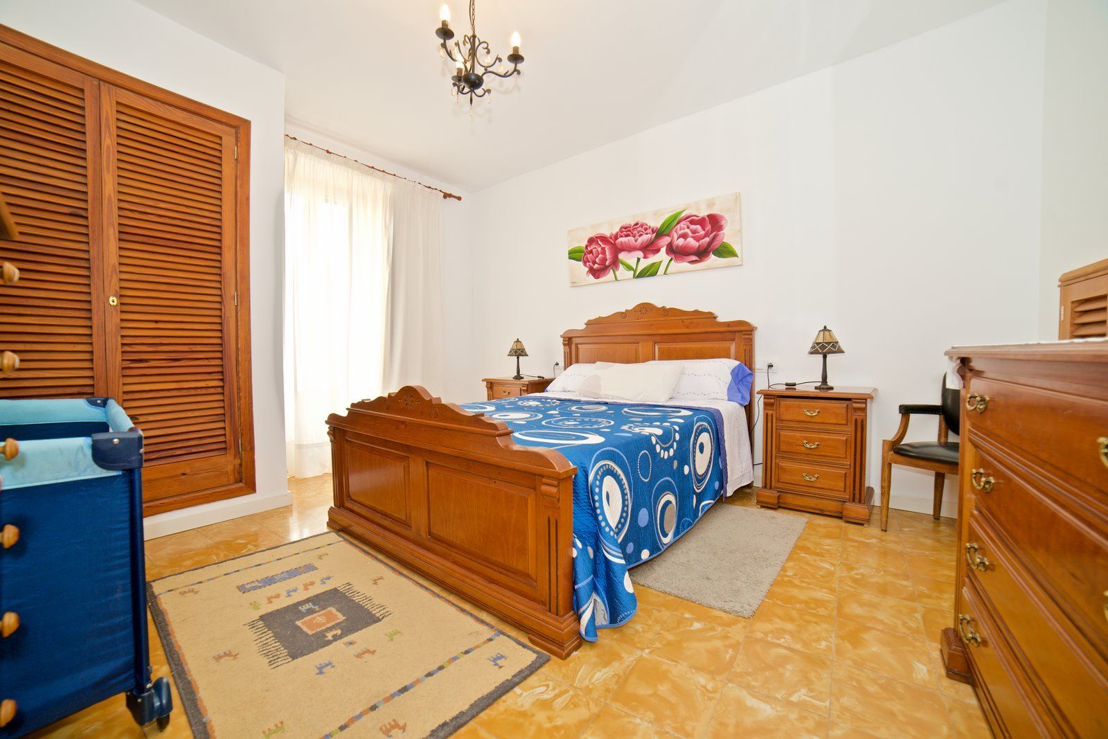 Casa de pueblo renovada en el centro de Llucmajor · 4 hab.