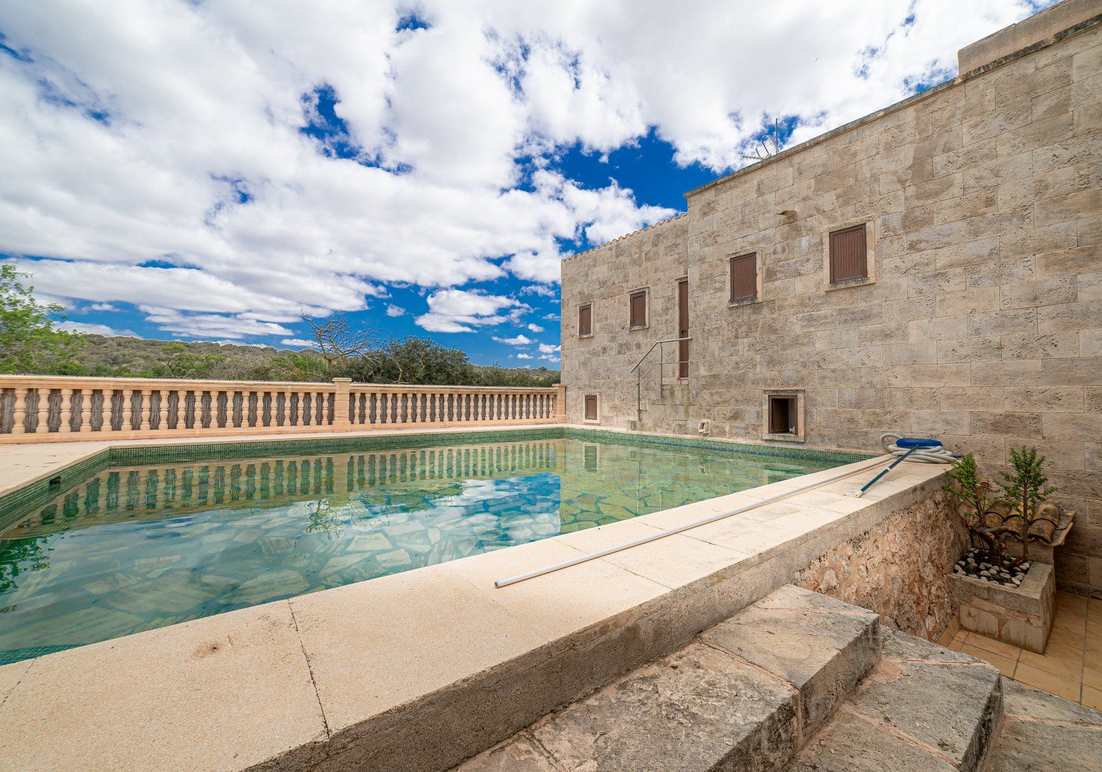 50-1204-Villasyfincasmallorca.jpg Country House for Rent Near Ses Salines With Pool