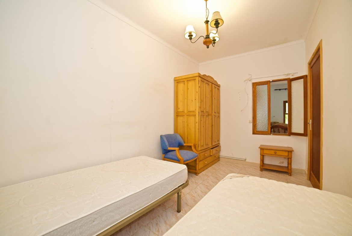 Ground-Floor Apartment with Large Terrace for Rent, Ses Salines