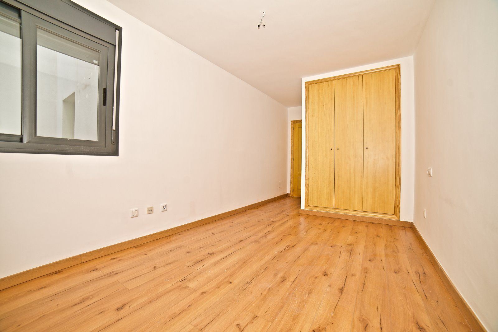 6-1183-Villasyfincasmallorca.jpg Unmöblierte 3-Zimmer-Wohnung zur Miete mit Aufzug im Zentrum von Campos