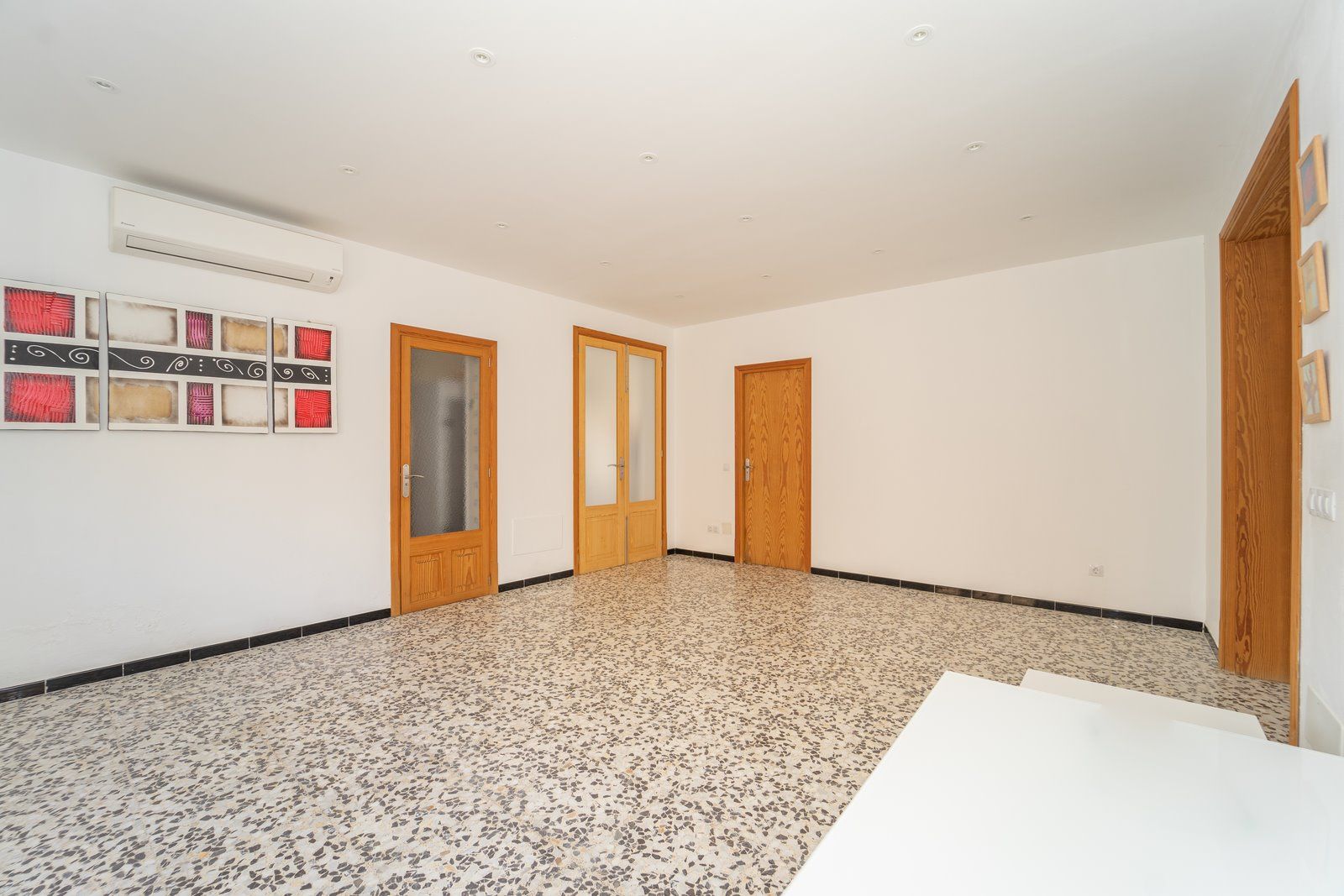 Alquiler casa de pueblo en Campos: planta baja 154 m² con gran patio