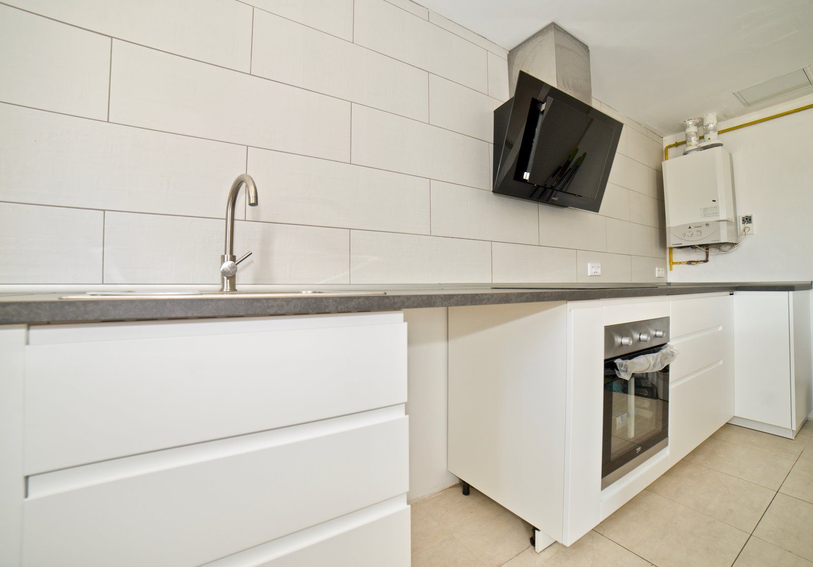 6-2011-Villasyfincasmallorca.jpg Planta baja con terraza y piscina comunitaria en Campos