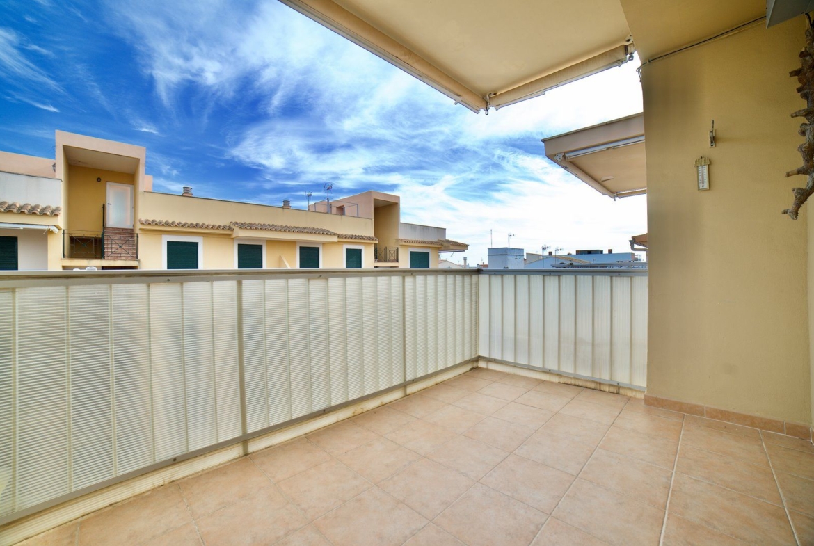 Renovierte Wohnung mit Meerblick und Terrasse in Colonia de Sant Jordi
