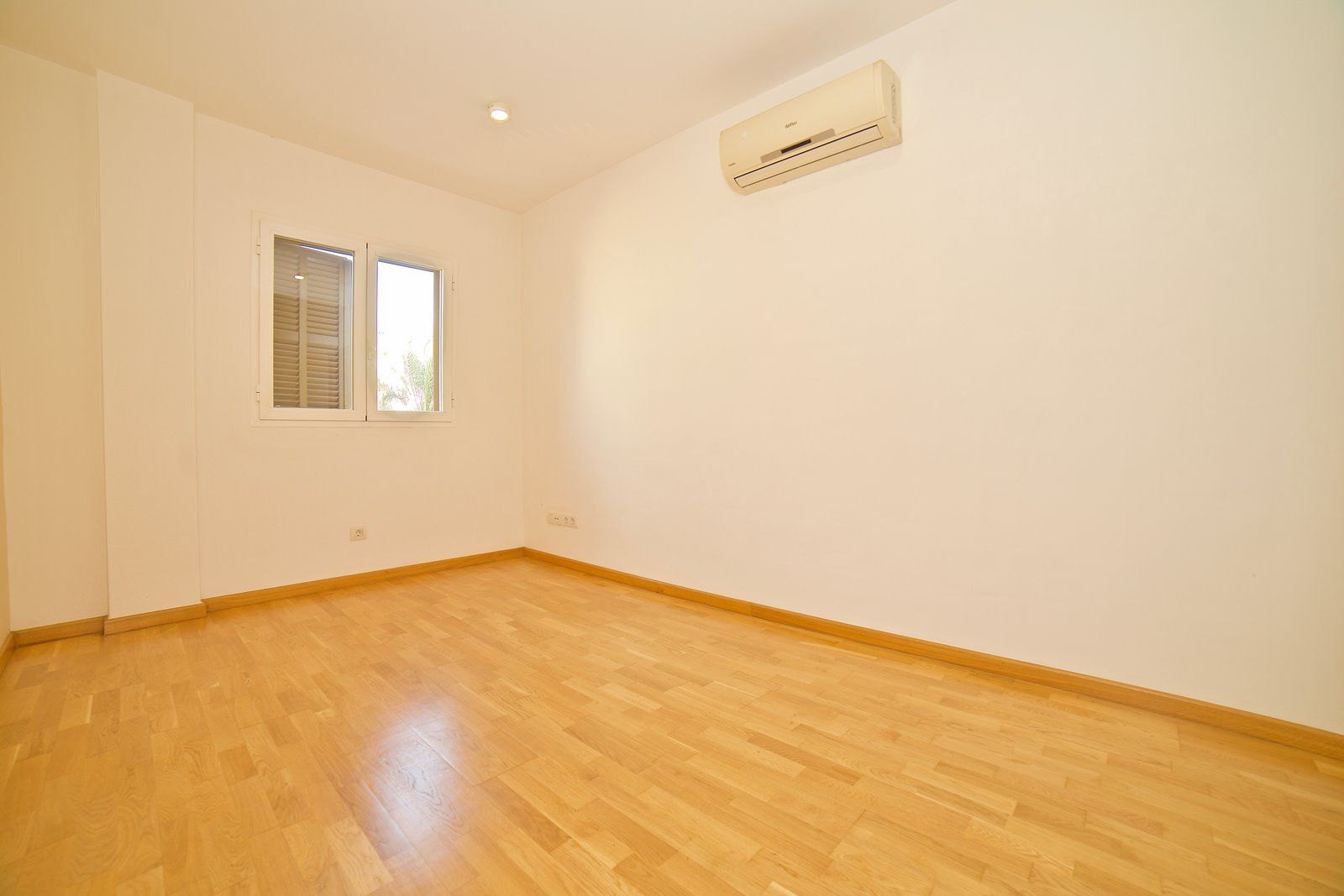 2-Bedroom Apartment for Rent in Campos, Mallorca