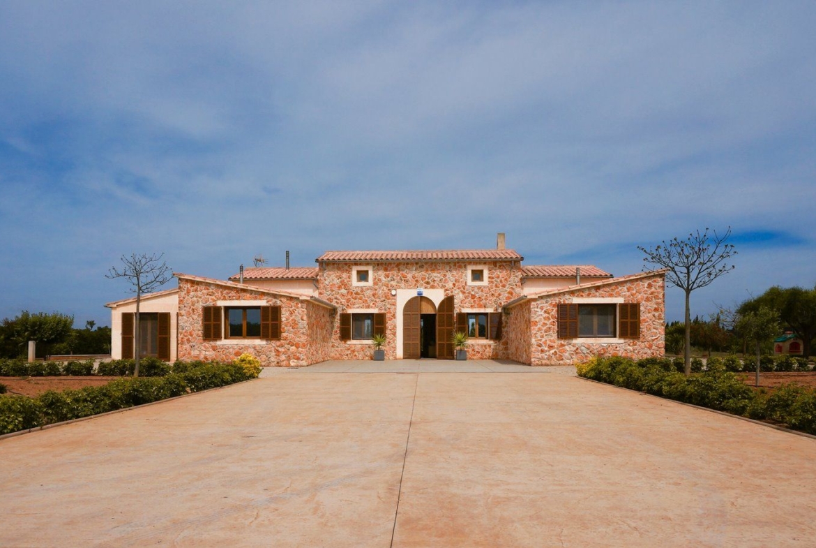 Country Home Near Es Trenc Beach With Pool | Campos