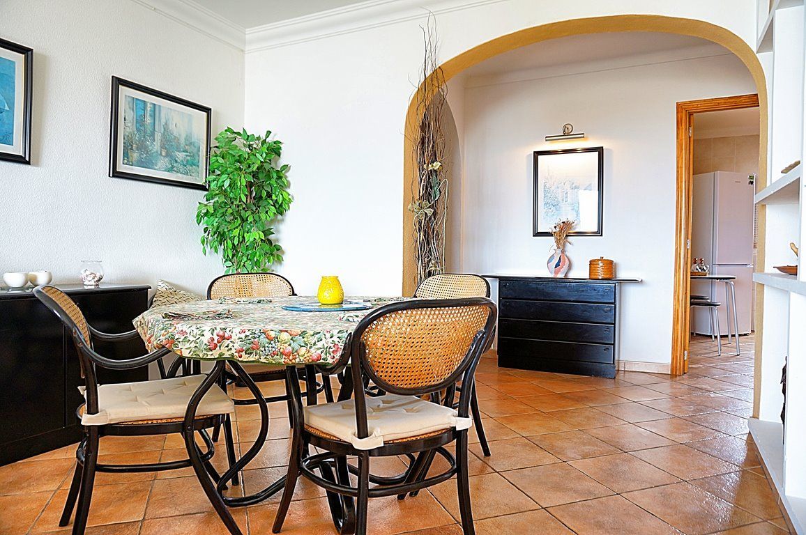 Piso amueblado con terraza y vistas al mar en Colonia de Sant Jordi