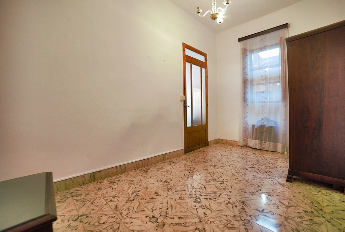 Casa de pueblo en alquiler en Es Llombards con patio y chimenea