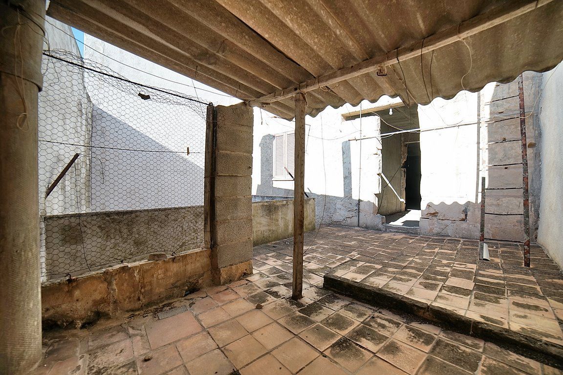 Stadthaus mit Terrasse und Patio in Llucmajor, Mallorca