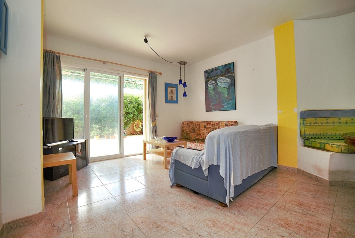 Möblierte Erdgeschosswohnung zur Miete in Cala Figuera