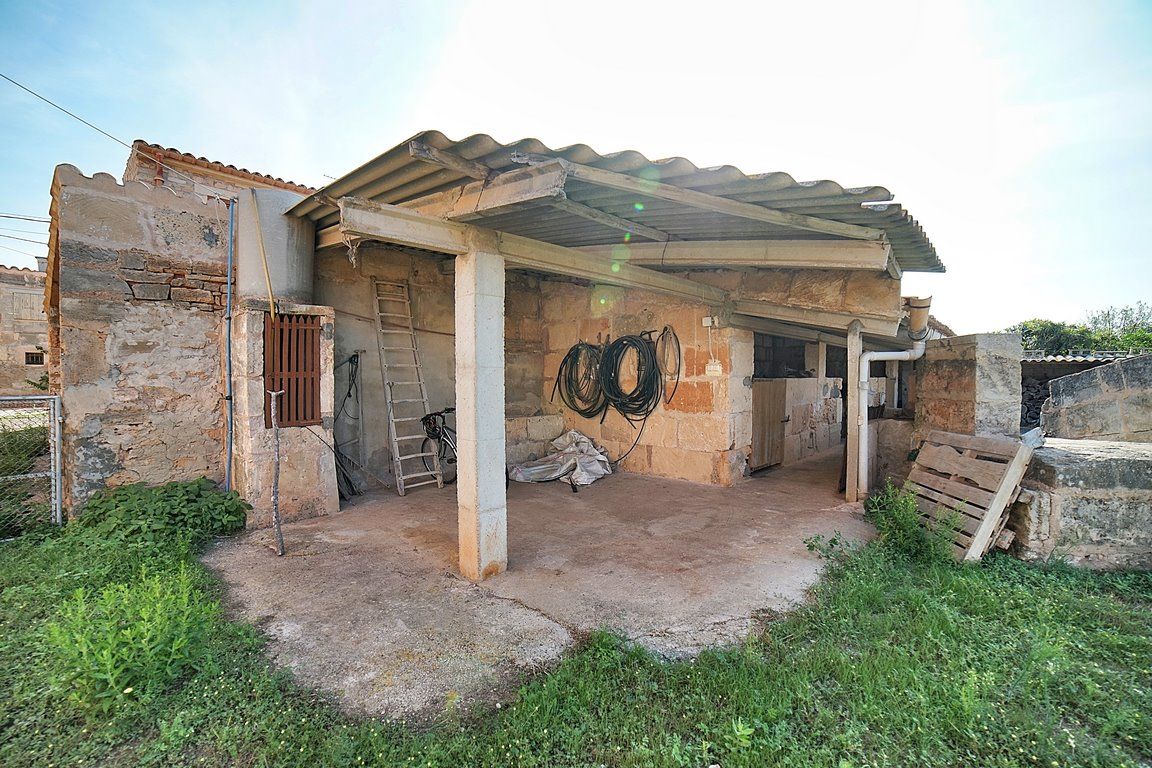 Country House to Renovate in Ses Salines, Southern Mallorca