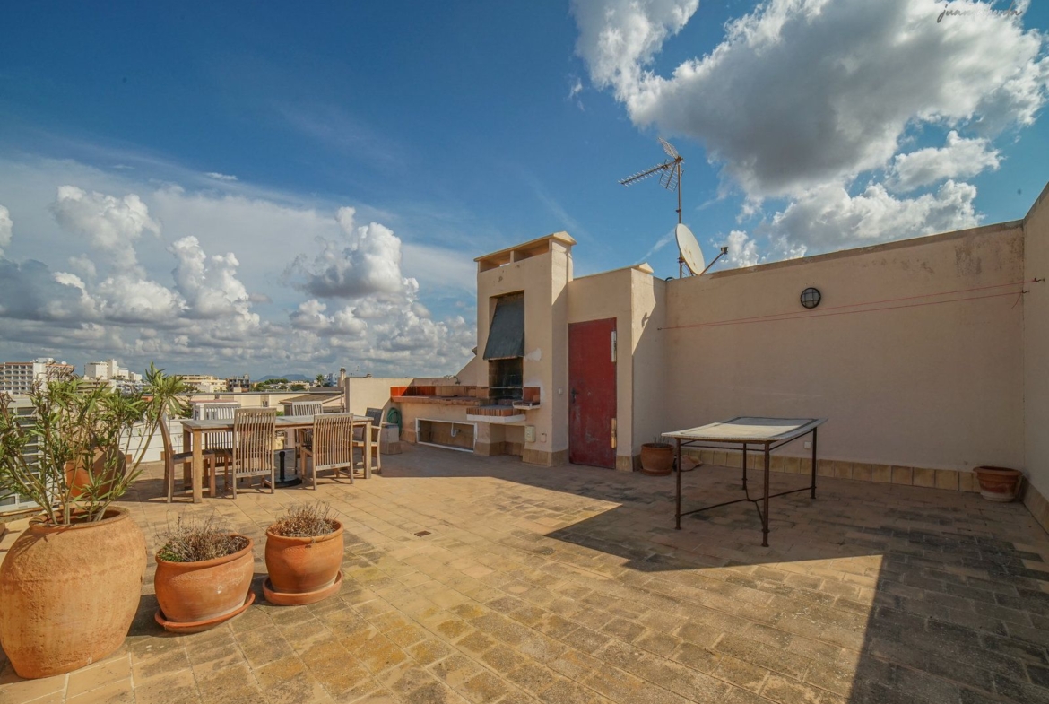 Sea View Penthouse for Rent in Colonia de Sant Jordi