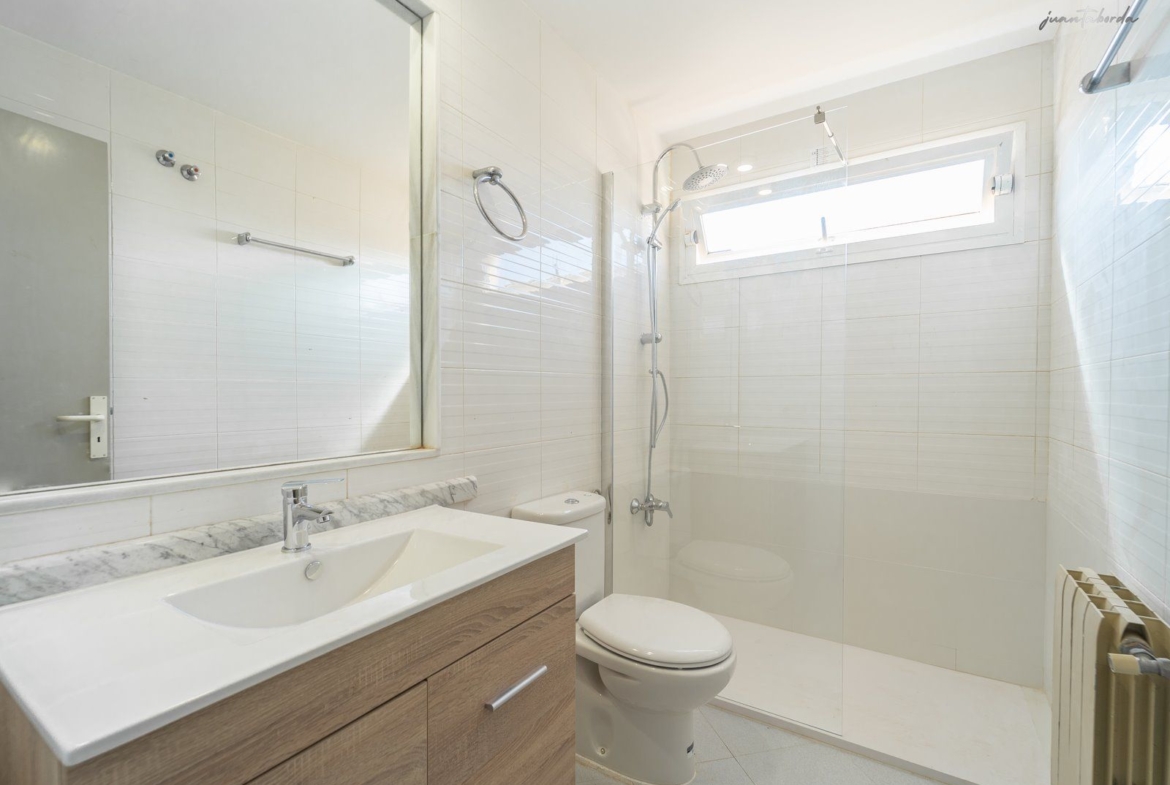Sea View Penthouse for Rent in Colonia de Sant Jordi