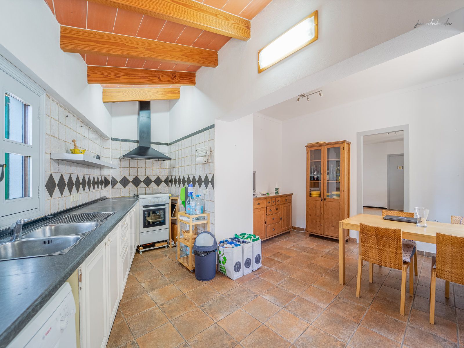 Casa de pueblo en venta en Ses Salines con 6 dormitorios