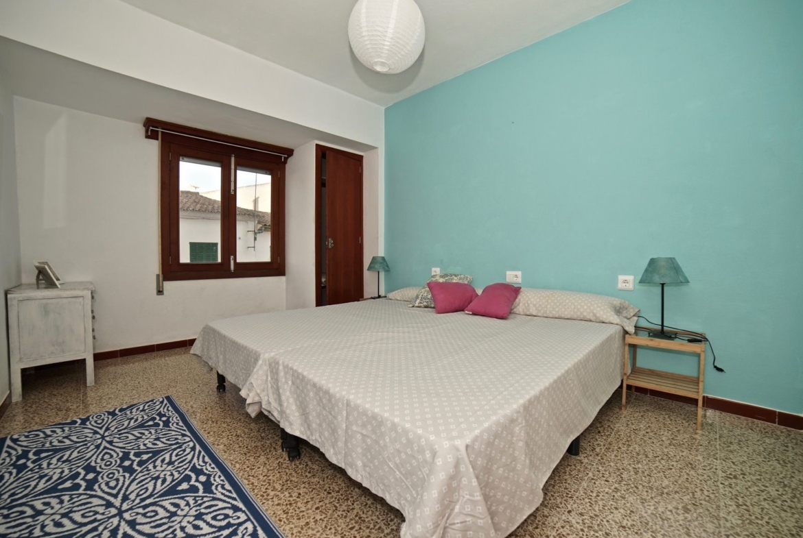 Seafront Apartment for Rent in Colonia de Sant Jordi