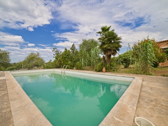Landhaus mit Pool und Meerblick bei Santanyí – Mallorca