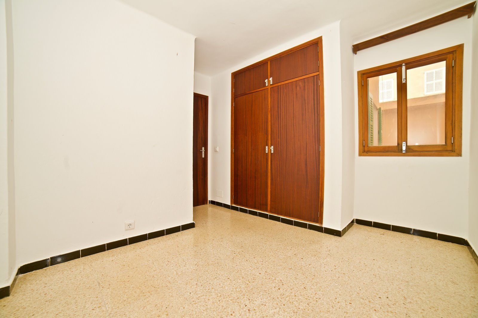 Piso con terraza junto al puerto en Colonia de Sant Jordi