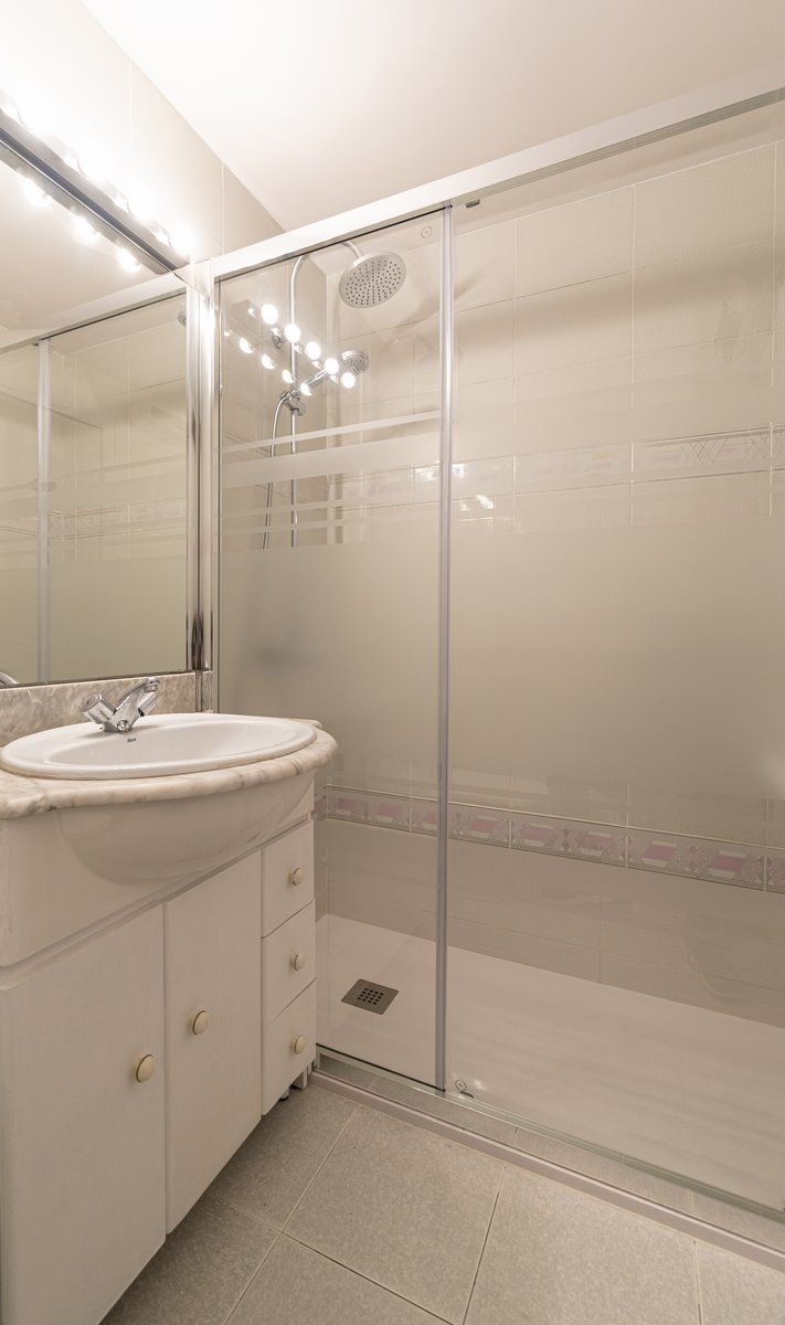 7-1209-Villasyfincasmallorca.jpg Sea View Apartment with Terrace on Palma’s Paseo Marítimo