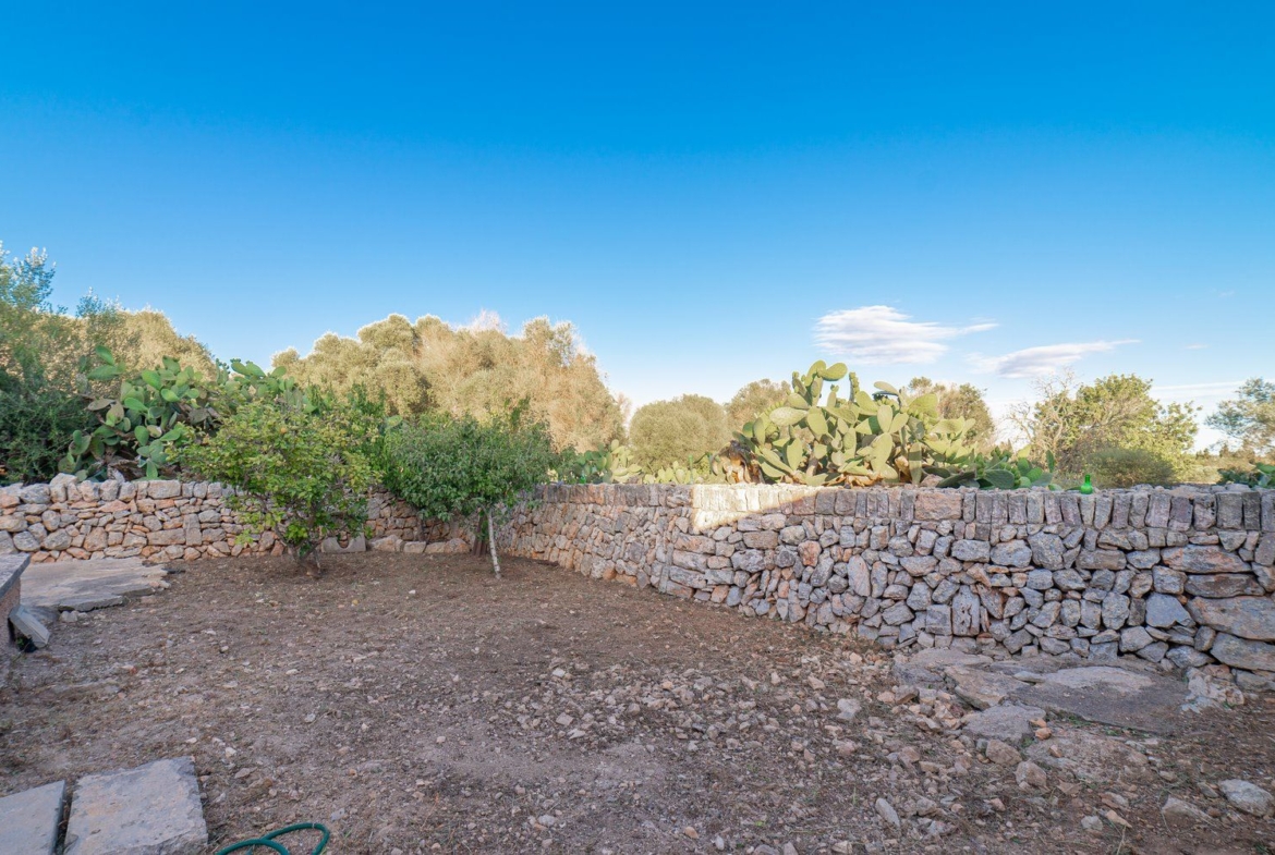 Authentic Mallorcan Village House for Rent in Es Llombards