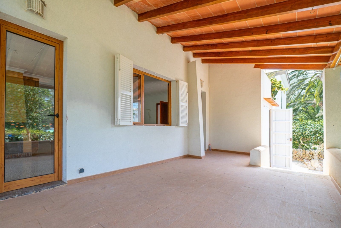 Private Villa with Pool & Garden in Portopetro, Mallorca