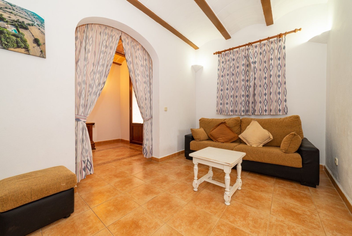Country House with Pool Near C’as Concos, Felanitx