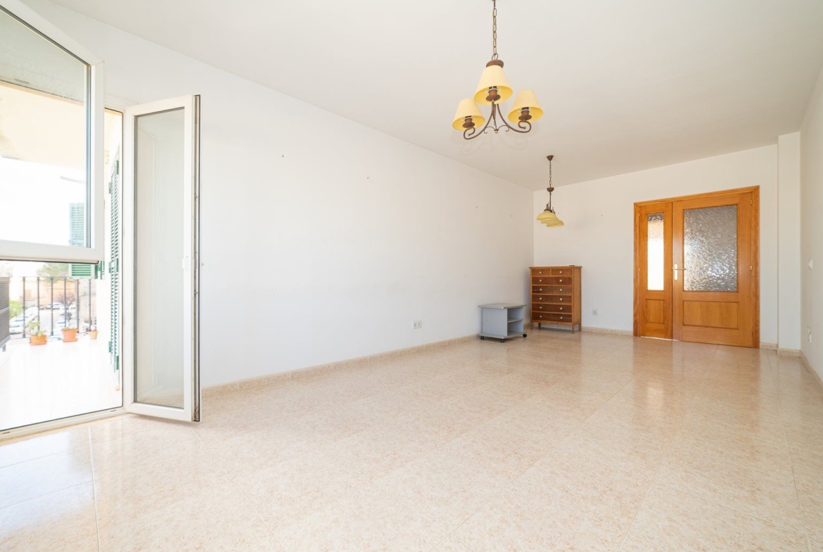 Amplio piso de 4 habitaciones con balcones en Felanitx