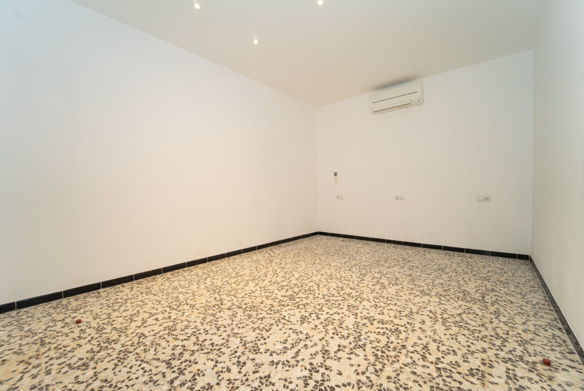 Alquiler casa de pueblo en Campos: planta baja 154 m² con gran patio