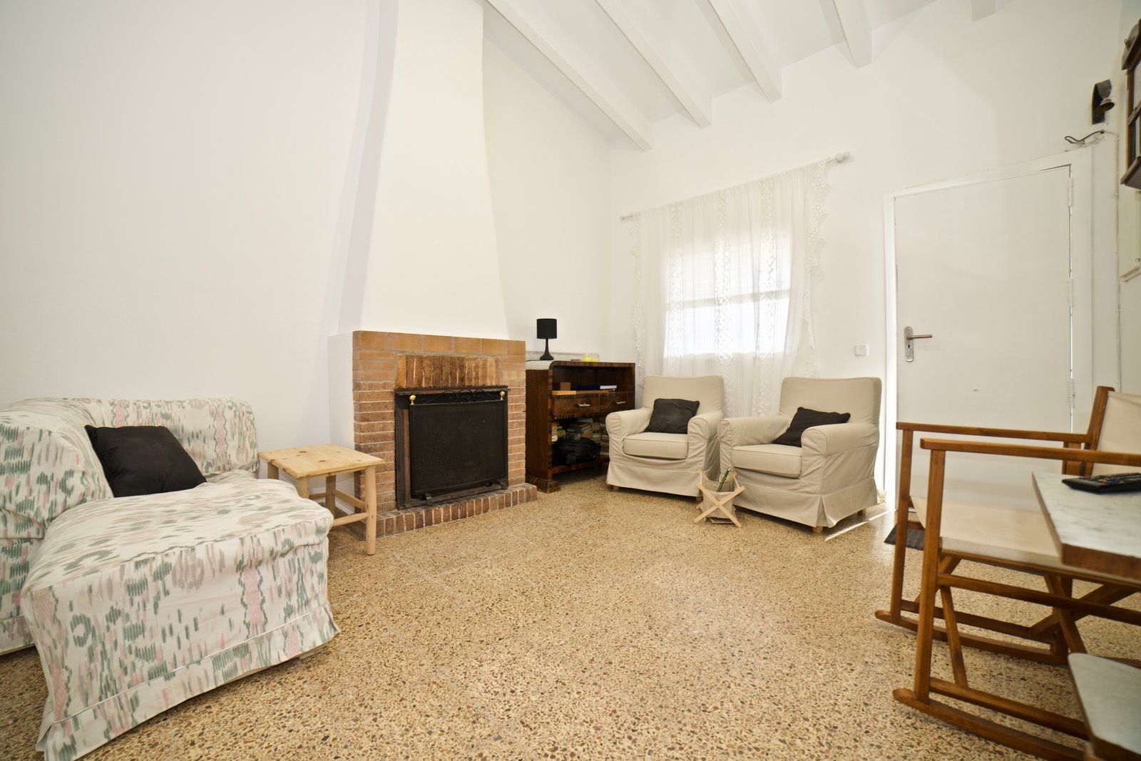 7-2016-Villasyfincasmallorca.jpg Renovated 3-Bed House for Rent in Colonia de Sant Jordi