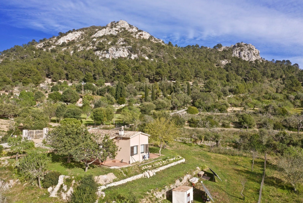 Casa de campo en Llucmajor con vistas a la montaña y 14.000 m²