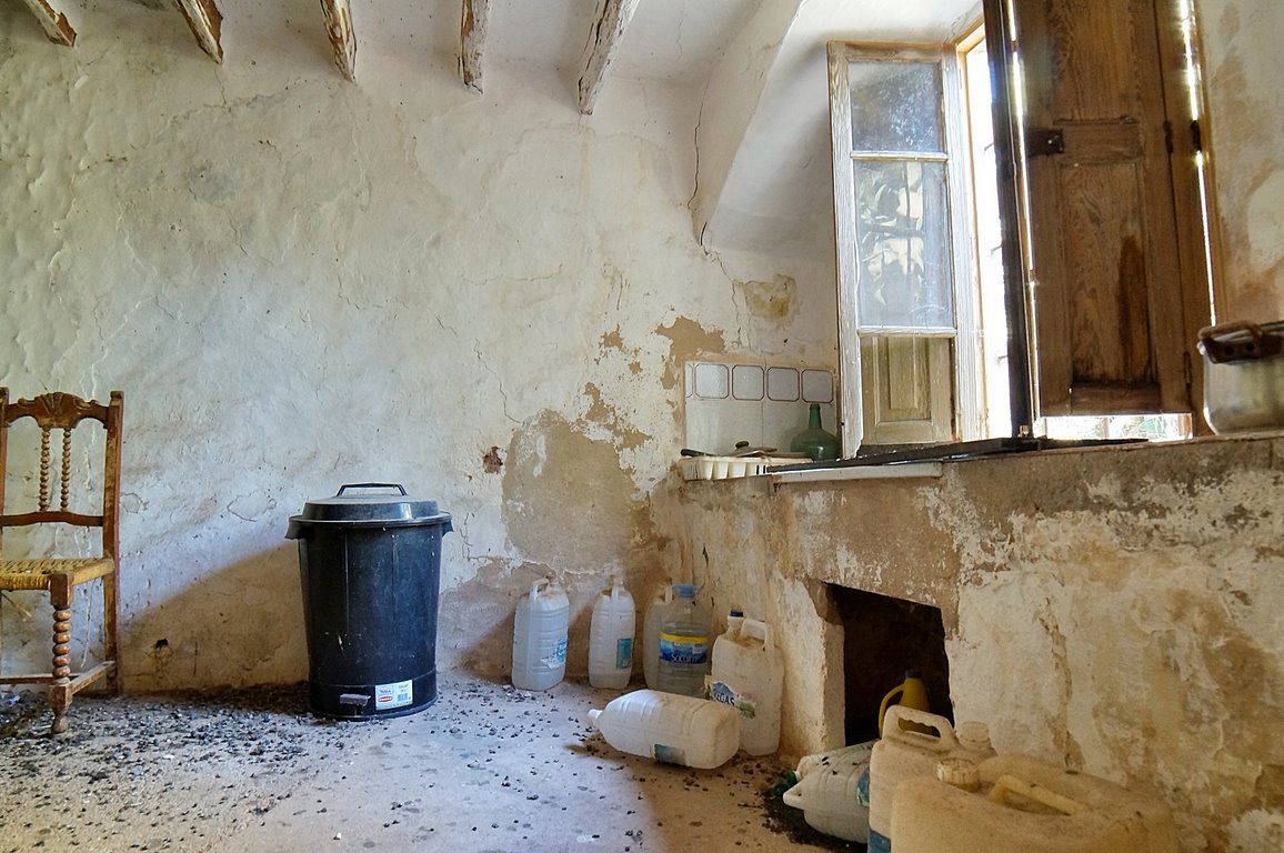 Landhaus zum Renovieren in Ses Salines: Finca-Projekt auf Mallorca