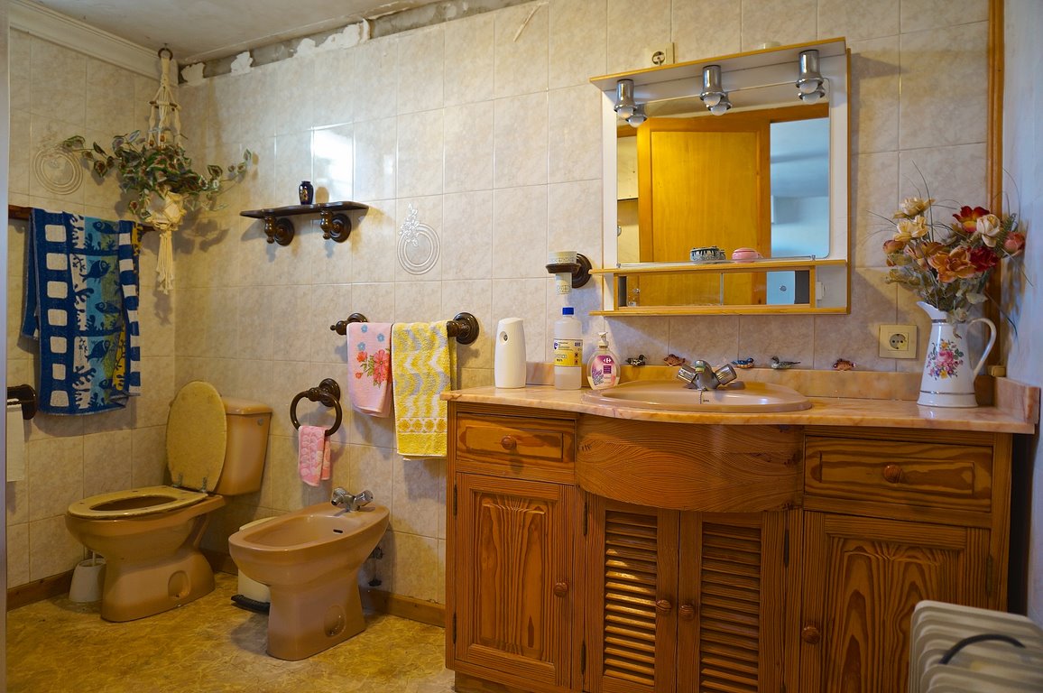 Commercial Property with Apartment in Colonia de Sant Jordi